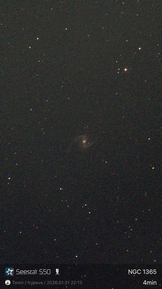 Stacked 20 NGC 1365 10.0s IRCUT 20260131 221258